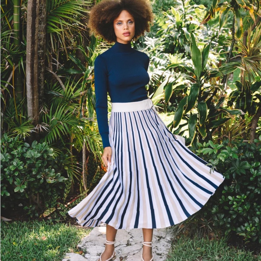 Brand new Cara Cara Pilar Skirt
